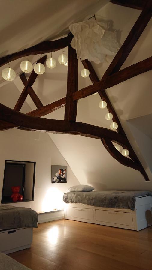 Le 3 De Gussignies Villa Kültér fotó